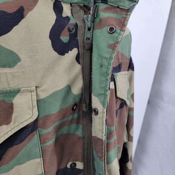 USAF Military Issue Mens Woodland Camo Cold Weather Coat Medium Regular - Picture 9 of 13